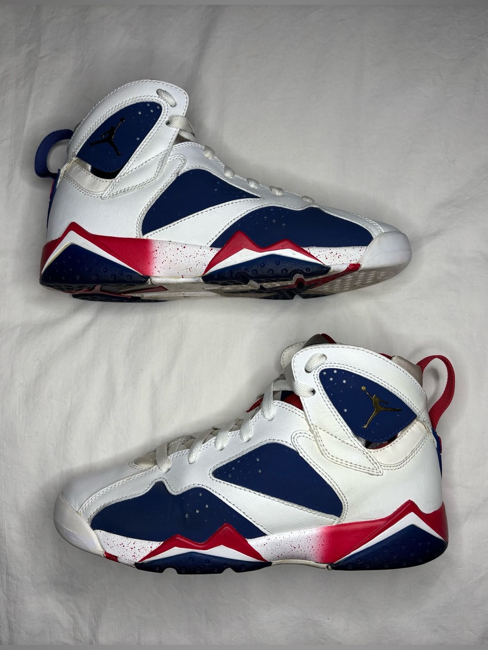 Jordan Air Jordan 7 High Top Sneakers White Blue Red 5.5Y 304774-123 Women’s 7.5